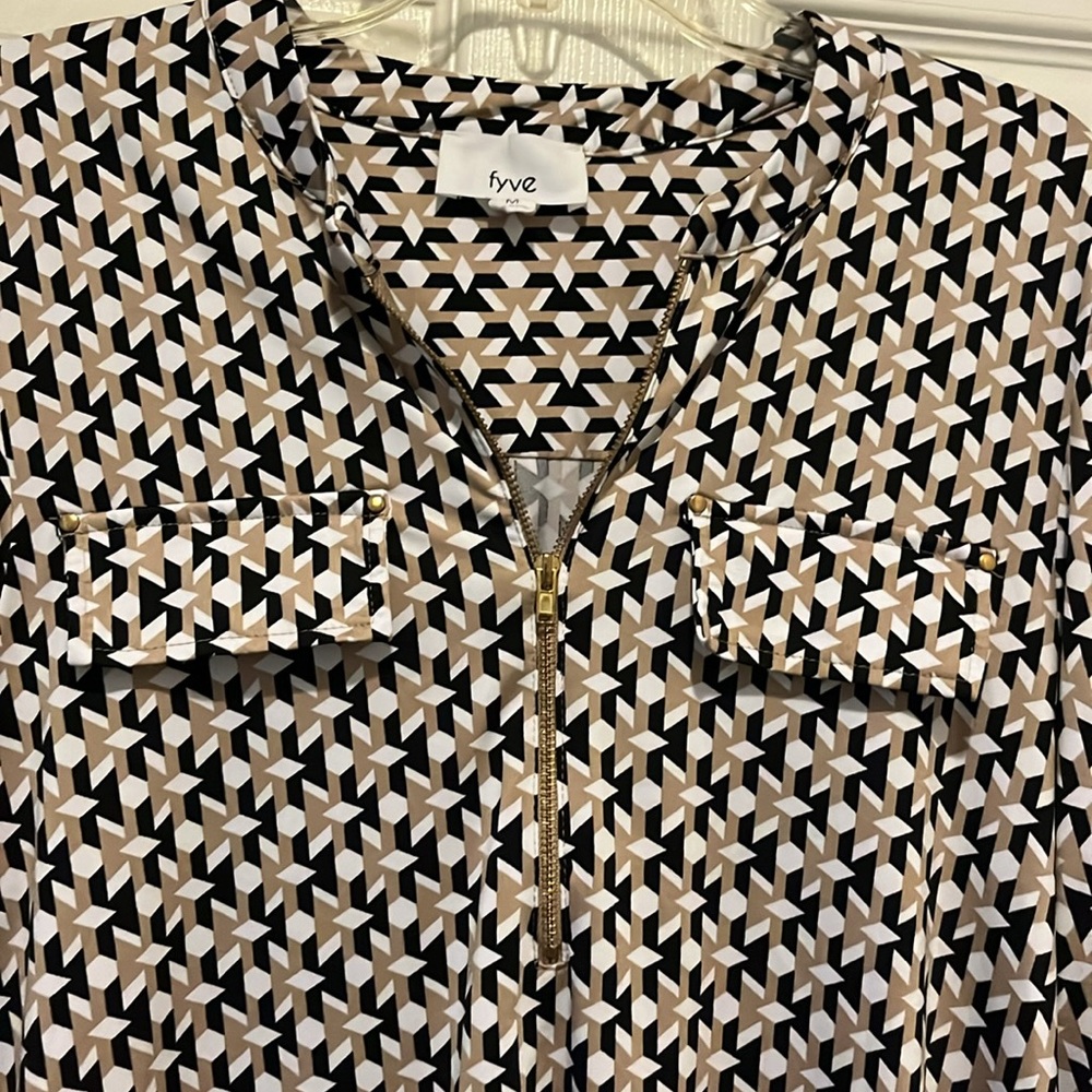 Women’s 3/4 sleeve blouse